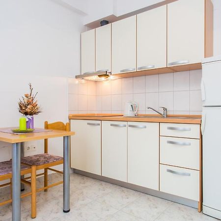 Apartments Lavanda 1 Нивице Экстерьер фото