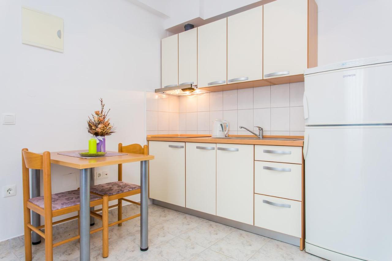 Apartments Lavanda 1 Нивице Экстерьер фото