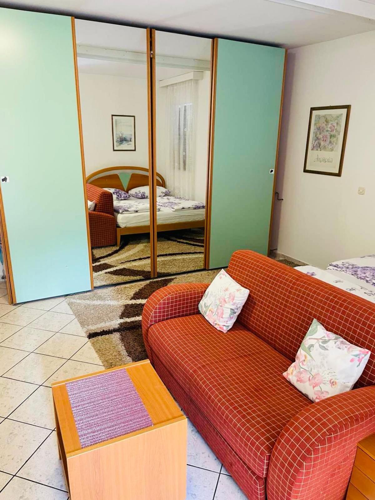 Apartments Lavanda 1 Нивице Экстерьер фото
