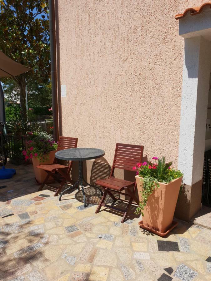 Apartments Lavanda 1 Нивице Экстерьер фото