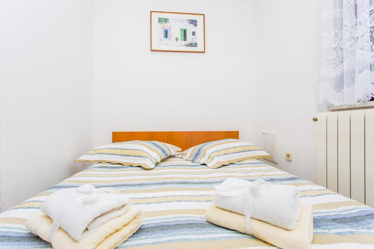 Apartments Lavanda 1 Нивице Экстерьер фото